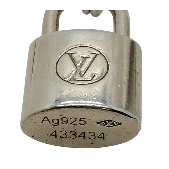 Louis Vuitton Lock it Necklace with Chain - Picture 5 of 8